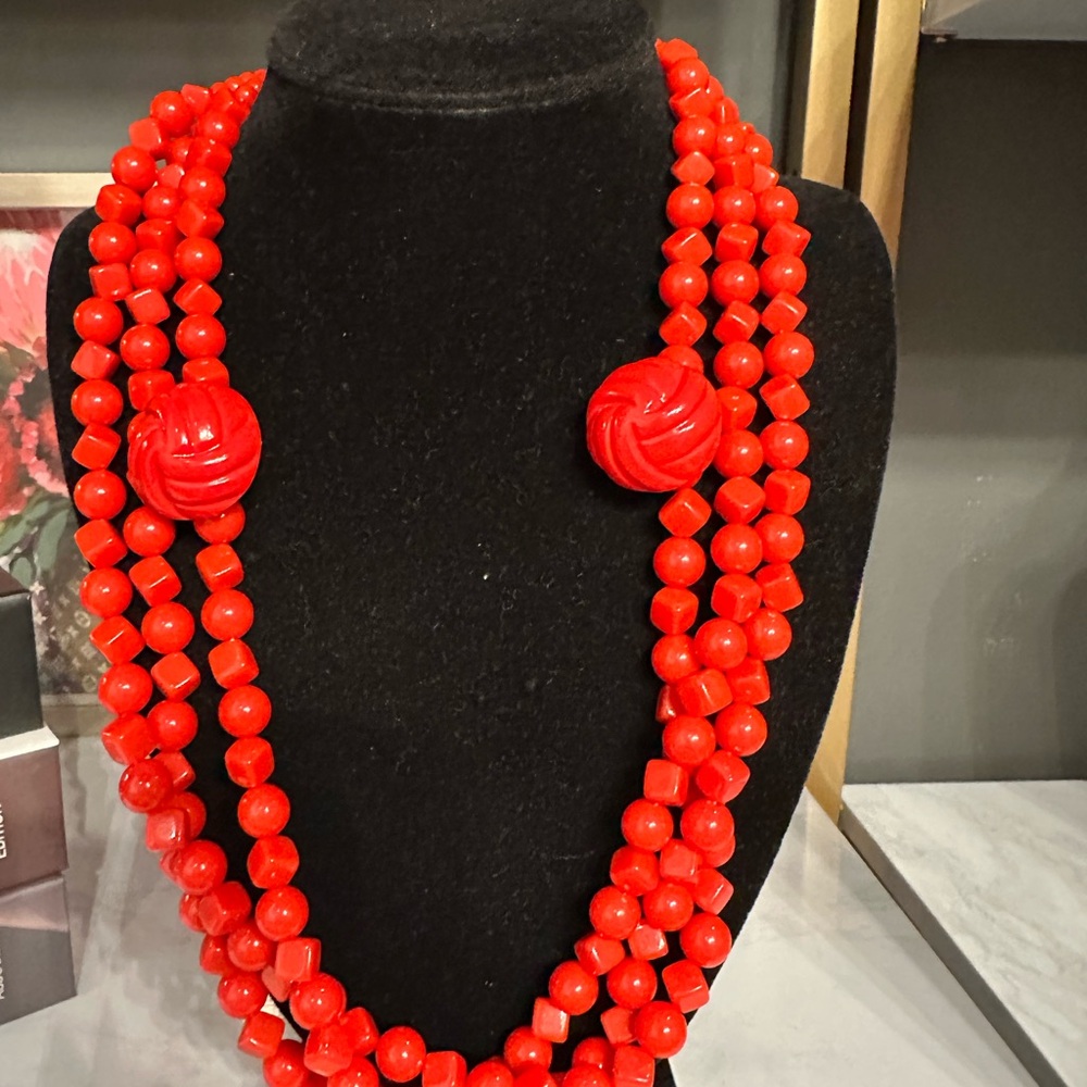 Elegant Red Beaded Necklace